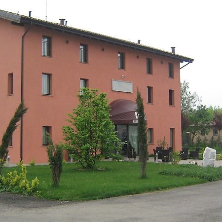Hotel Hyknusa Reggio Emilia Exterior photo